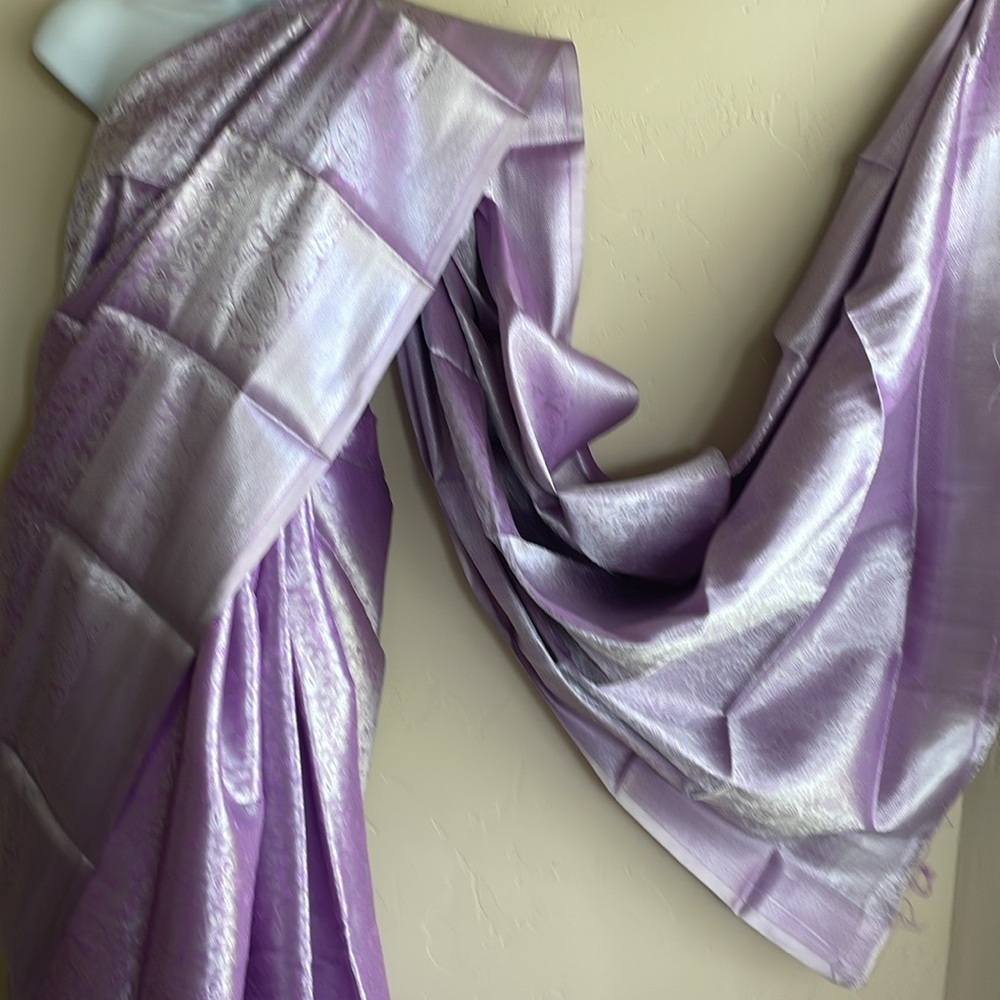 Saree - Picture 2 of 11